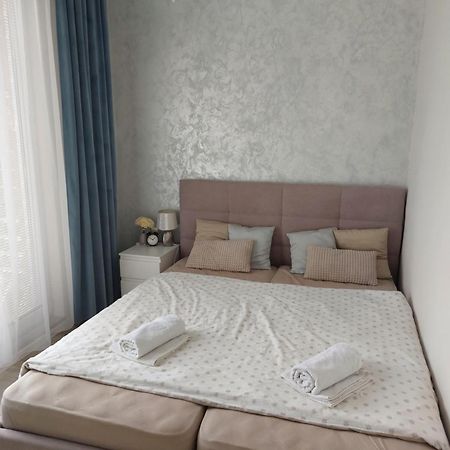 M&M Apartman Trencin Bagian luar foto
