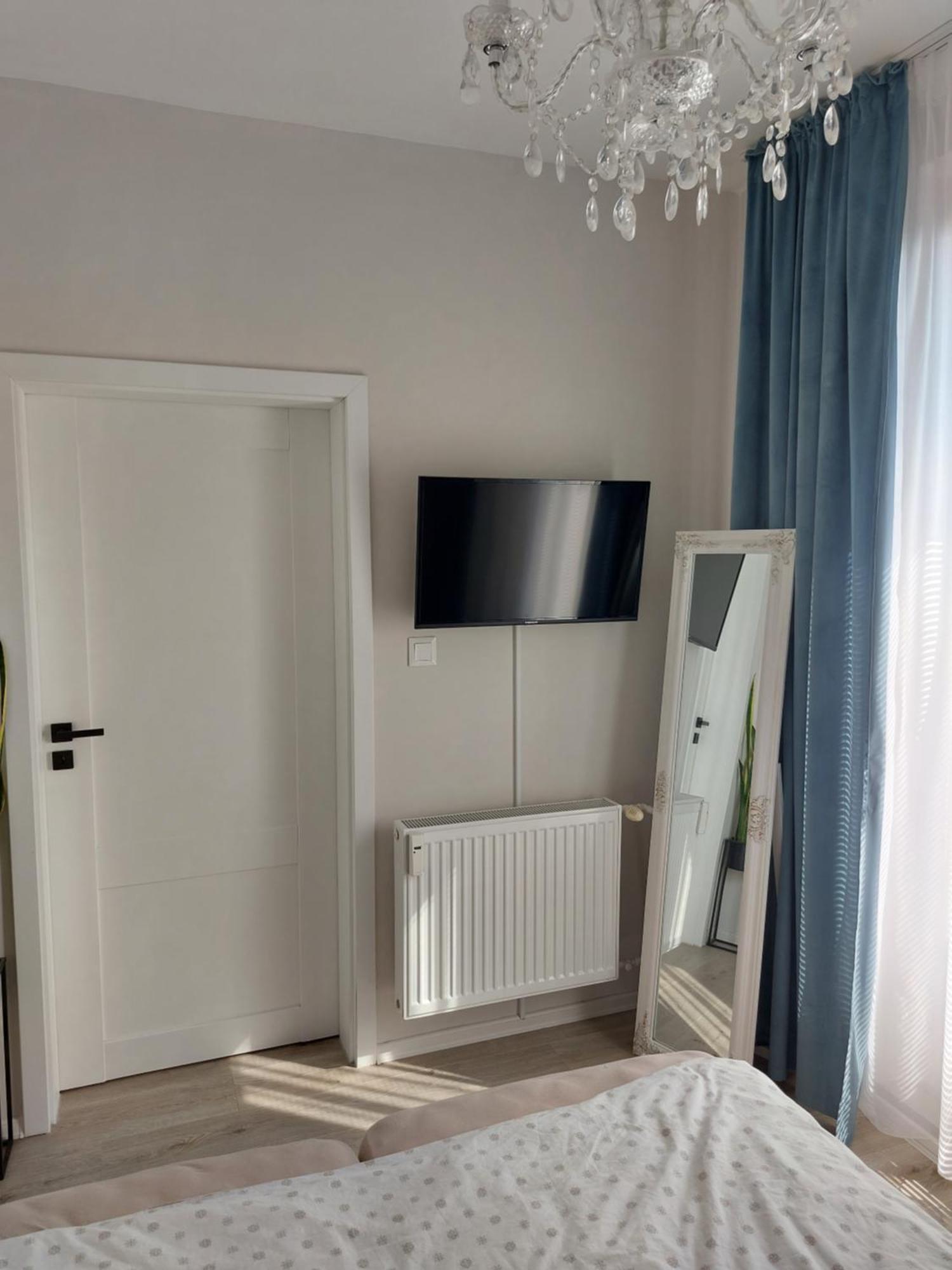 M&M Apartman Trencin Bagian luar foto
